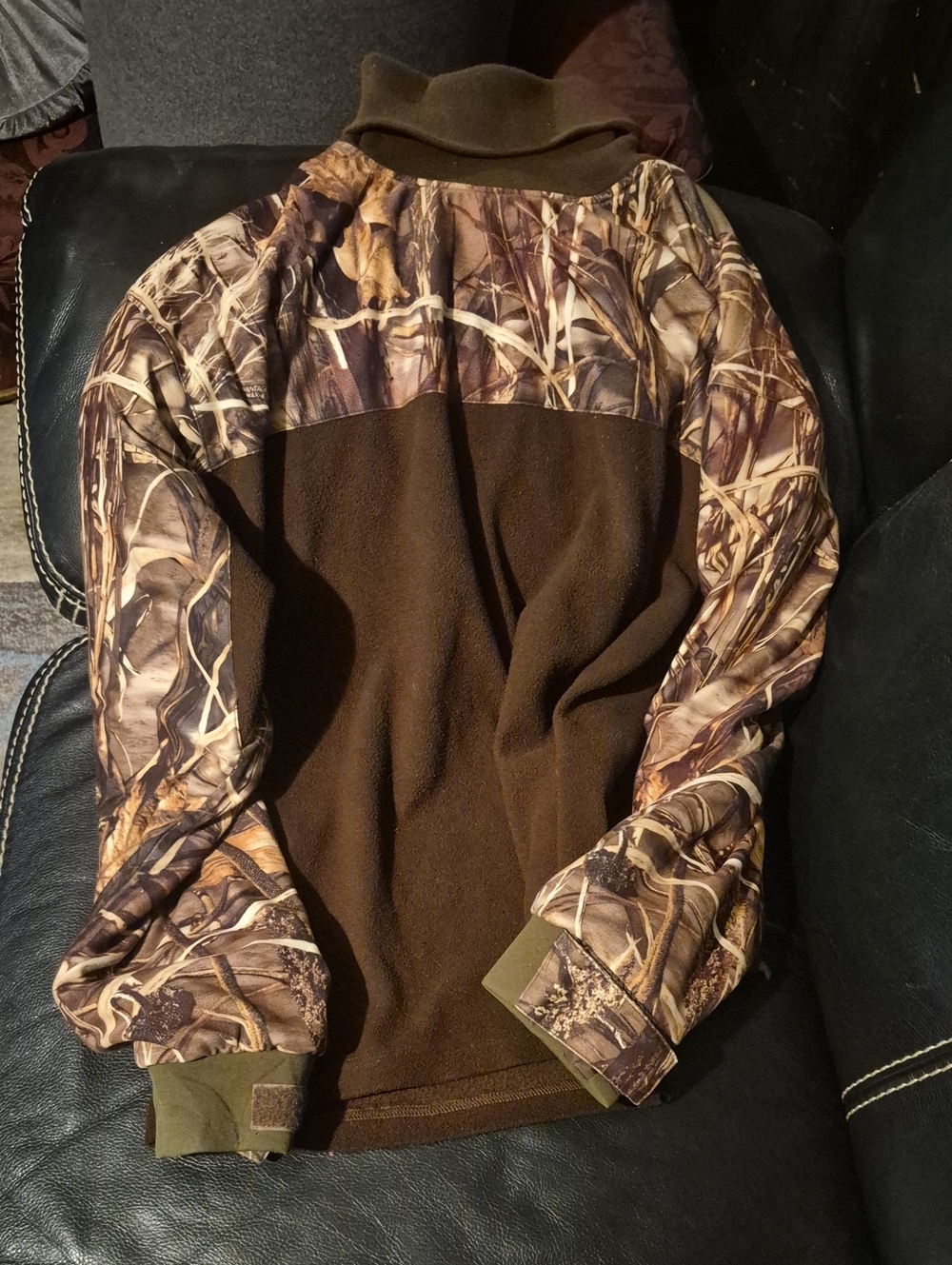 Drake Men's Brown Camouflage Fleece Pullover Sweater Turtel Neck With Velcro Cuf